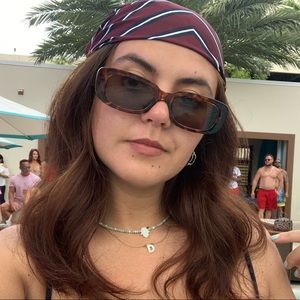 Meet your Posher, Daniella